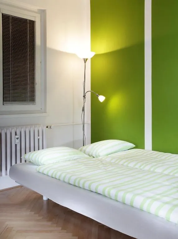Vienna Apartment Brno 0*,
